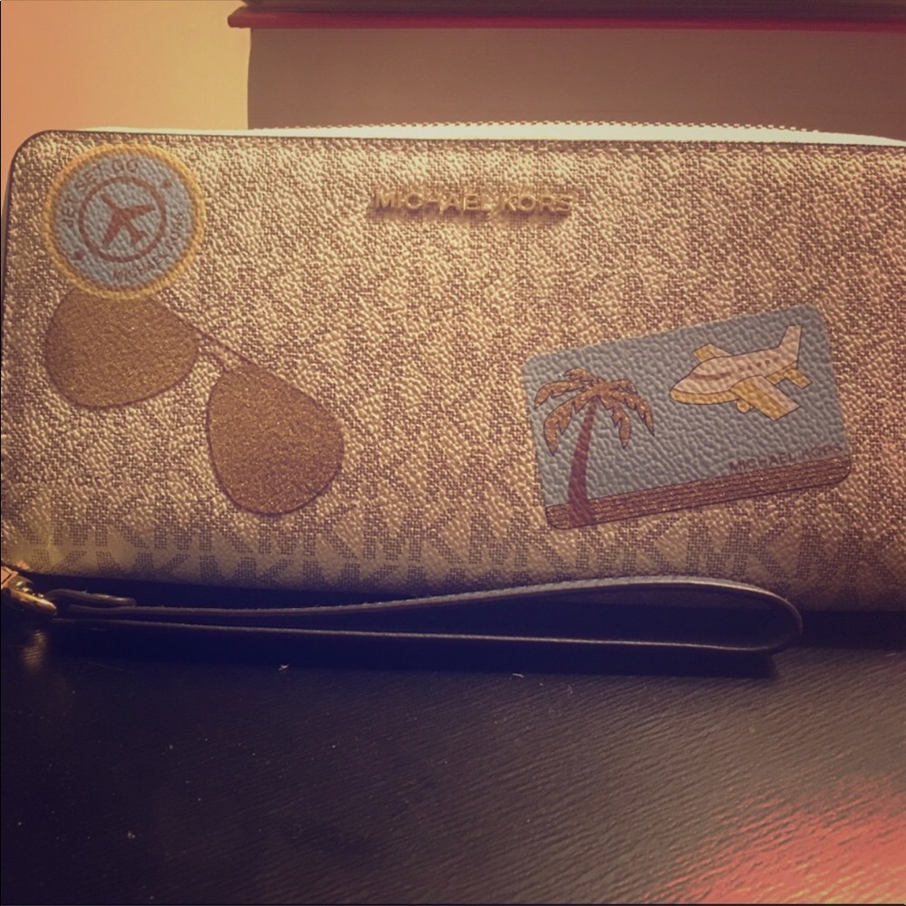 Looking For This Wallet